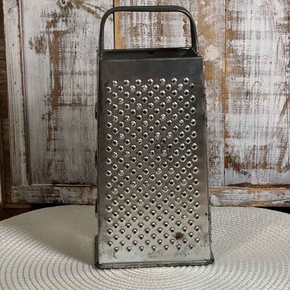 Vintage Primitive Tin Box Grater 4-Sided Metal Cheese Shredder Farmhouse Decor